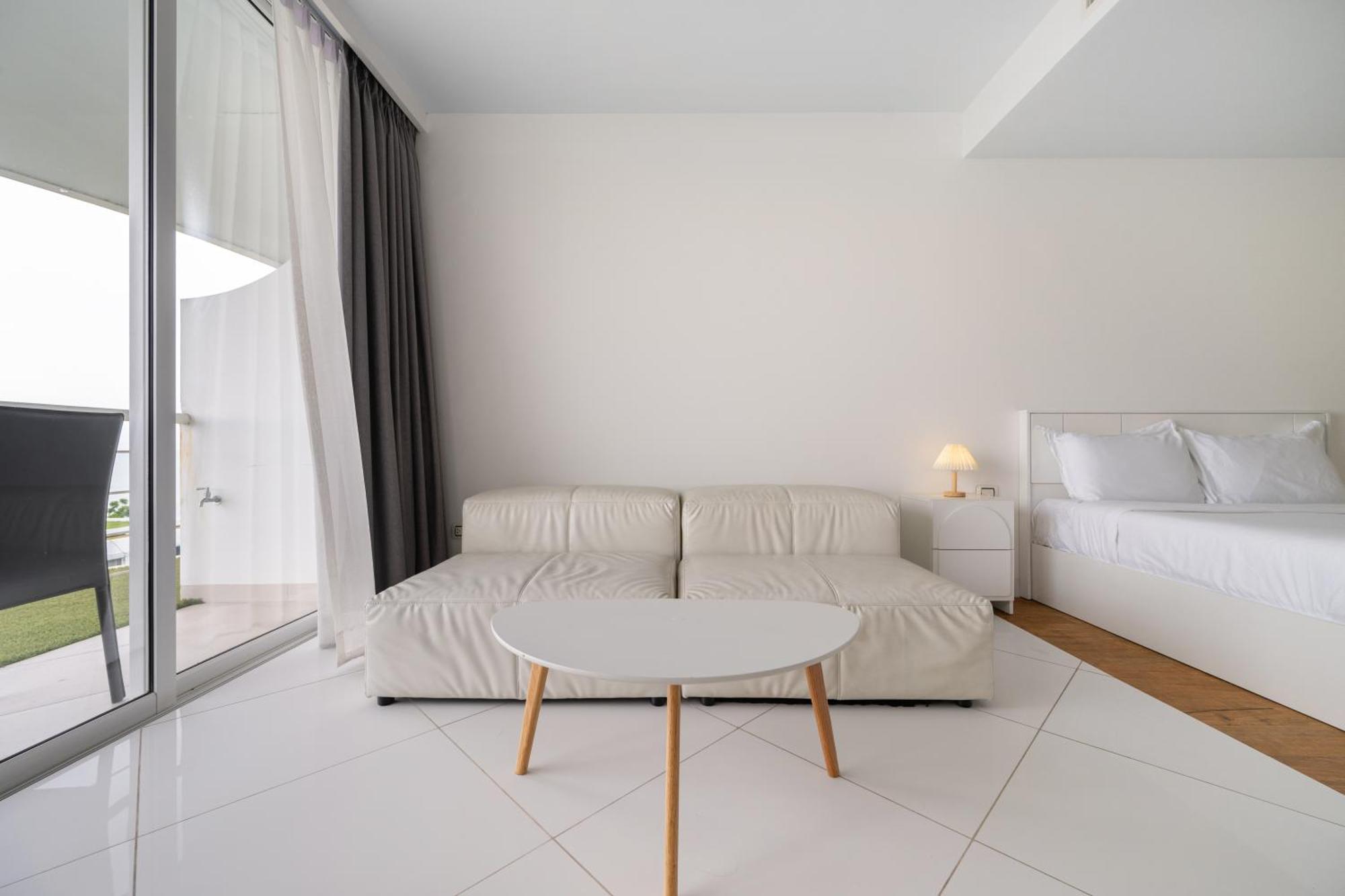 نا جومتين Pure Sunset Beach - Ocean View Room, Pattaya المظهر الخارجي الصورة