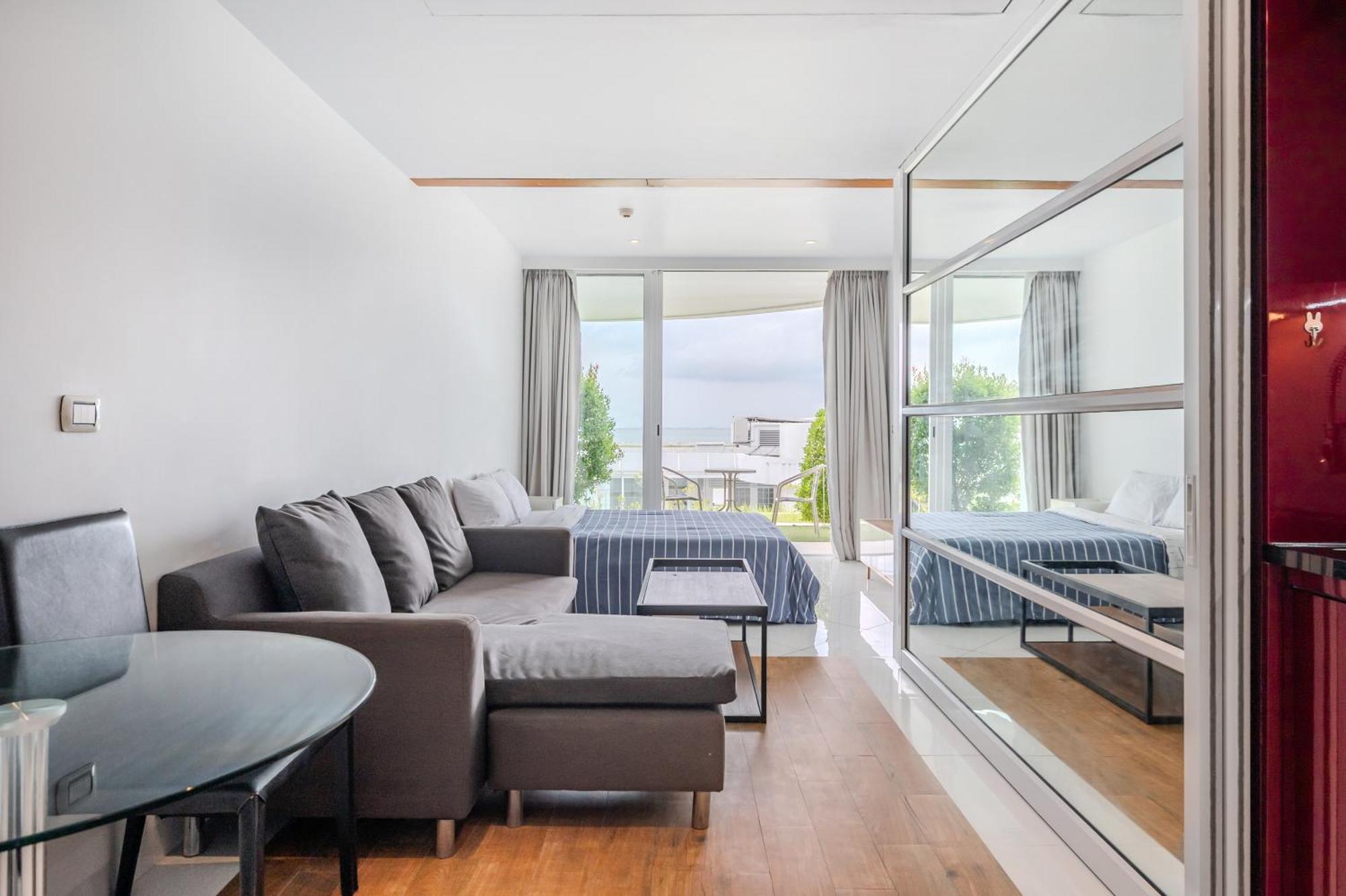 نا جومتين Pure Sunset Beach - Ocean View Room, Pattaya المظهر الخارجي الصورة